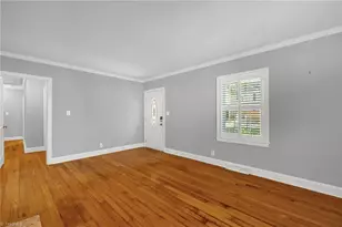 1504 Colonial Ave, Greensboro, NC 27408 - Photo 7