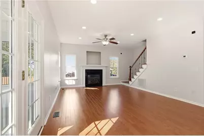 2166 Glen Cove Way, High Point, NC 27265 - Photo 9