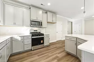 1625 Appaloosa Pl, High Point, NC 27262 - Photo 5