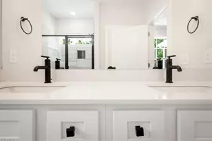 1127 Nantucket Dr, Mebane, NC 27302 - Photo 23