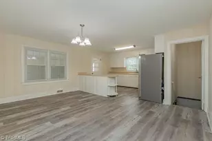 206 Abbotts Ave, Lexington, NC 27292 - Photo 9