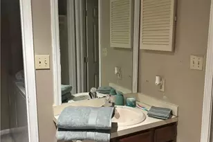 825 Coventry Ln, Statesville, NC 28677 - Photo 9