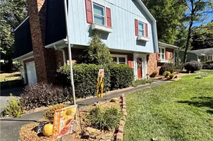 182 Woodburn Pl, Advance, NC 27006 - Photo 3