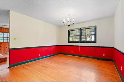 526 Ashland Drive, Greensboro, NC 27403 - Photo 11