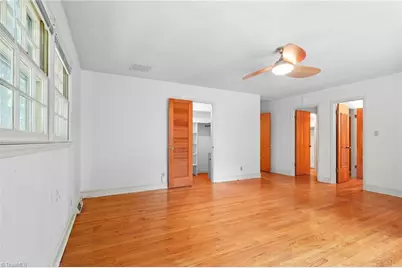 526 Ashland Drive, Greensboro, NC 27403 - Photo 13