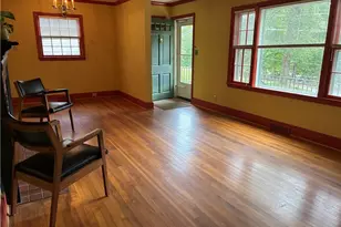 526 Ashland Dr, Greensboro, NC 27403 - Photo 5