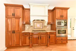 7303 Horseshoe Bend Trail, Summerfield, NC 27358 - Photo 15