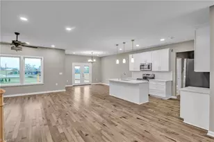 130 Oak Pointe Ln, Wilkesboro, NC 28697 - Photo 13