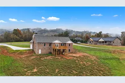 130 Oak Pointe Lane, Wilkesboro, NC 28697 - Photo 47