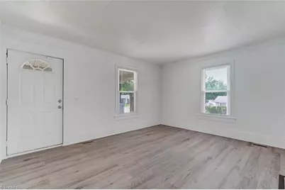 801 Watson Street, Reidsville, NC 27320 - Photo 9