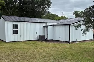 1007 Haled St, Eden, NC 27288 - Photo 3