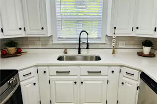 130 Greenway Dr, Mount Airy, NC 27030 - Photo 5