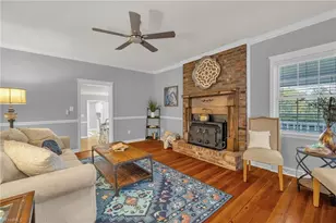 2190 Lindsey Bridge Rd, Madison, NC 27025 - Photo 9