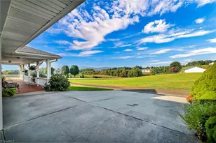 30 Boyer Ln, Sparta, NC 28675 - Photo 35