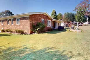 147 Michael Dr, Dobson, NC 27017 - Photo 25