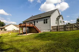 5604 Ashview Ct, Summerfield, NC 27358 - Photo 13