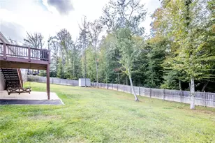 5604 Ashview Ct, Summerfield, NC 27358 - Photo 7