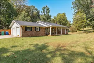 702 Cedar Ln, Reidsville, NC 27320 - Photo 29
