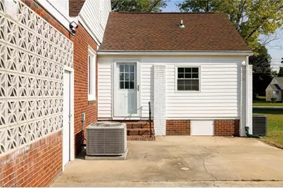 600 E Fairfield Road, High Point, NC 27263 - Photo 33