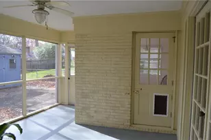 2803 Watauga Dr, Greensboro, NC 27408 - Photo 15