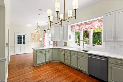 1116 Ferndale Boulevard, High Point, NC 27262 - Photo 9