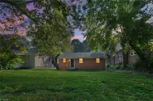 1507 Larkin St, High Point, NC 27262 - Photo 27