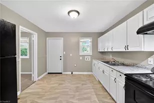 1507 Larkin St, High Point, NC 27262 - Photo 15