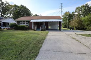 1434 Morningside Dr, Burlington, NC 27217 - Photo 1