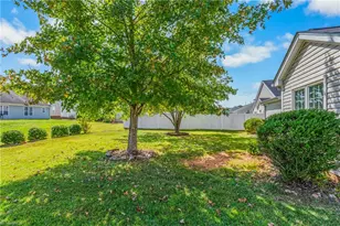 1522 Hamilton Hills Dr, Greensboro, NC 27406 - Photo 25