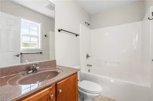 1522 Hamilton Hills Dr, Greensboro, NC 27406 - Photo 17