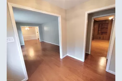 4704 Chesterton Drive, Greensboro, NC 27406 - Photo 5