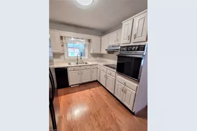 4704 Chesterton Drive, Greensboro, NC 27406 - Photo 13