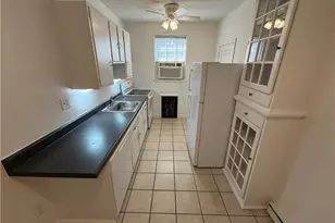 1310 Glade St, Winston-Salem, NC 27101 - Photo 9