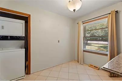 5230 S Main Street, Winston-Salem, NC 27107 - Photo 9