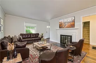 2410 Princess Ann St, Greensboro, NC 27408 - Photo 3