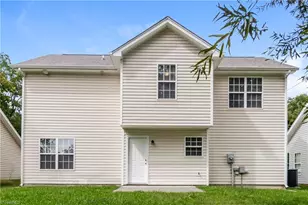 3921 Springbrook Dr, Greensboro, NC 27407 - Photo 15