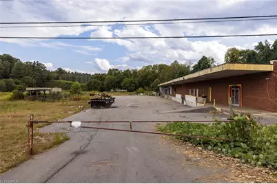 1328 Elkin Highway 268, North Wilkesboro, NC 28659 - Photo 15