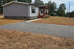 210 Westview Dr, Mount Airy, NC 27030 - Photo 7