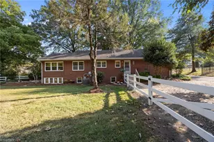 502 W Hunter St, Madison, NC 27025 - Photo 35