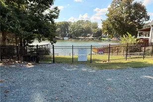 196 8th Ave, New London, NC 28127 - Photo 31