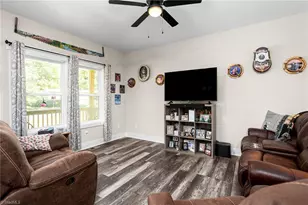 196 8th Ave, New London, NC 28127 - Photo 7