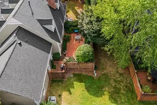 8 Ashton Square, Greensboro, NC 27408 - Photo 45