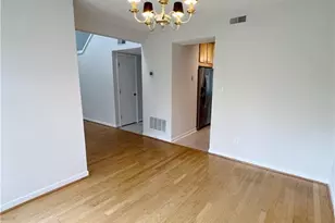 210 Lindell Rd, Greensboro, NC 27403 - Photo 13