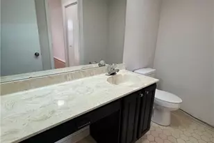 210 Lindell Rd, Greensboro, NC 27403 - Photo 5