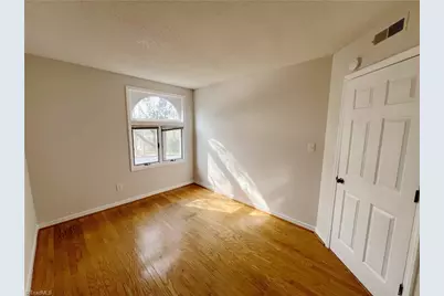 210 Lindell Road #E, Greensboro, NC 27403 - Photo 3