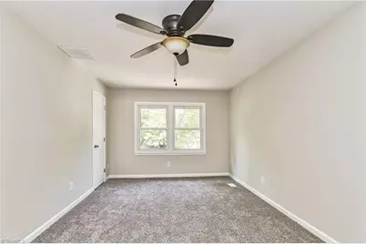 2108 Cottage Place, Greensboro, NC 27455 - Photo 11