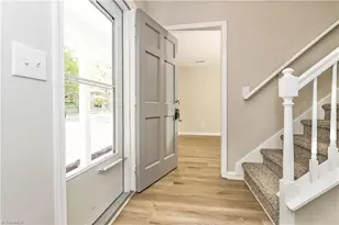 2108 Cottage Pl, Greensboro, NC 27455 - Photo 3