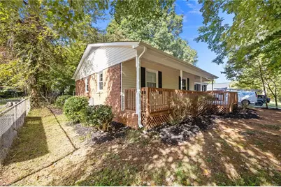 639 Woodhaven Drive, Burlington, NC 27217 - Photo 21