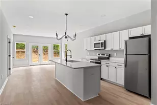 909 Roosevelt St, Winston-Salem, NC 27105 - Photo 3