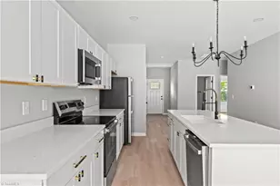 909 Roosevelt St, Winston-Salem, NC 27105 - Photo 5
